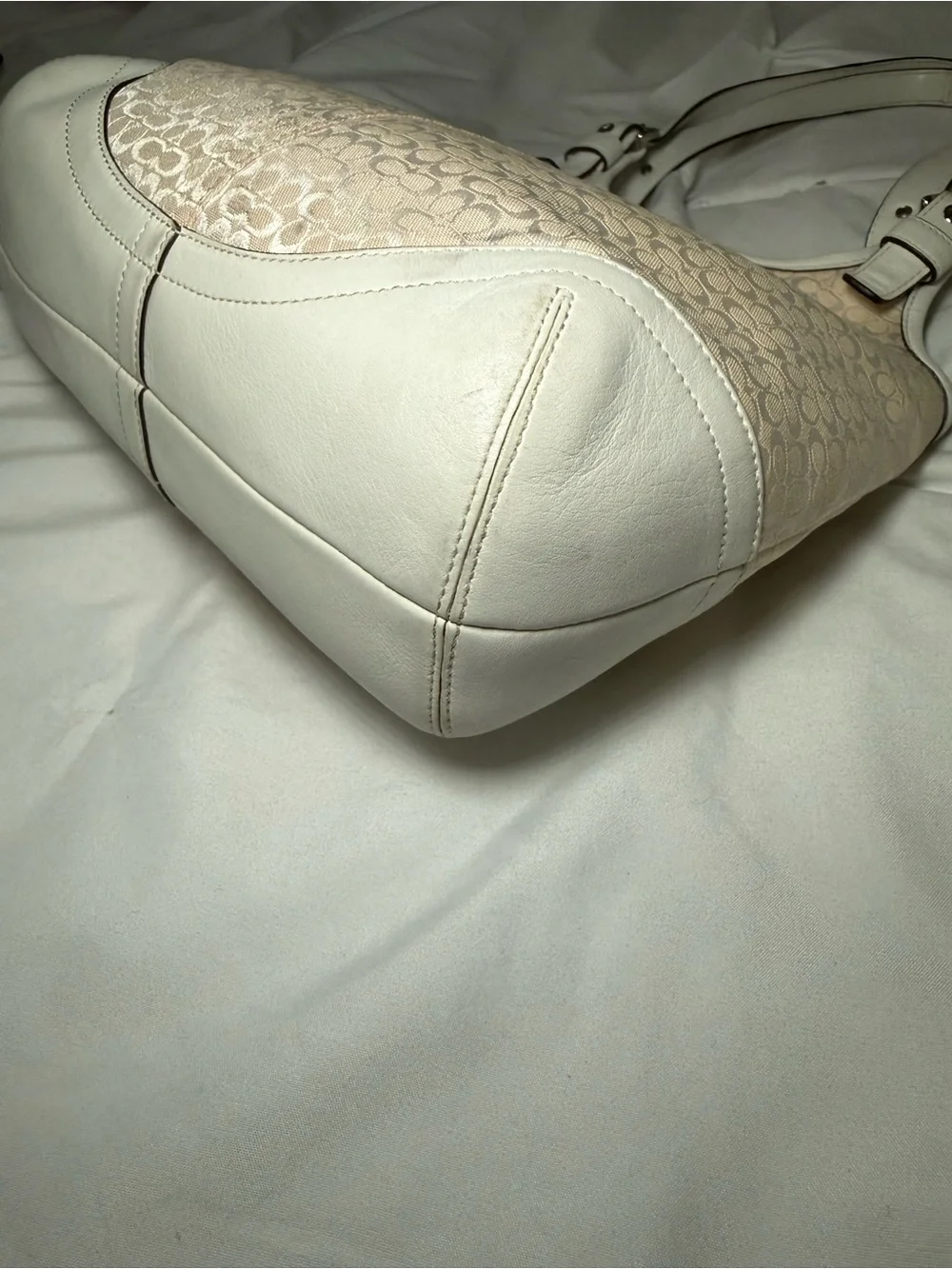 Coach Signature Shoulder Bag in Beige and White
